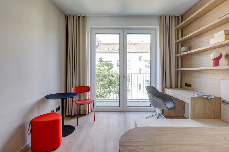Möbliertes Neubau-Studio mit Balkon in Berlin Friedrichshain I Erstbezug — photo 1